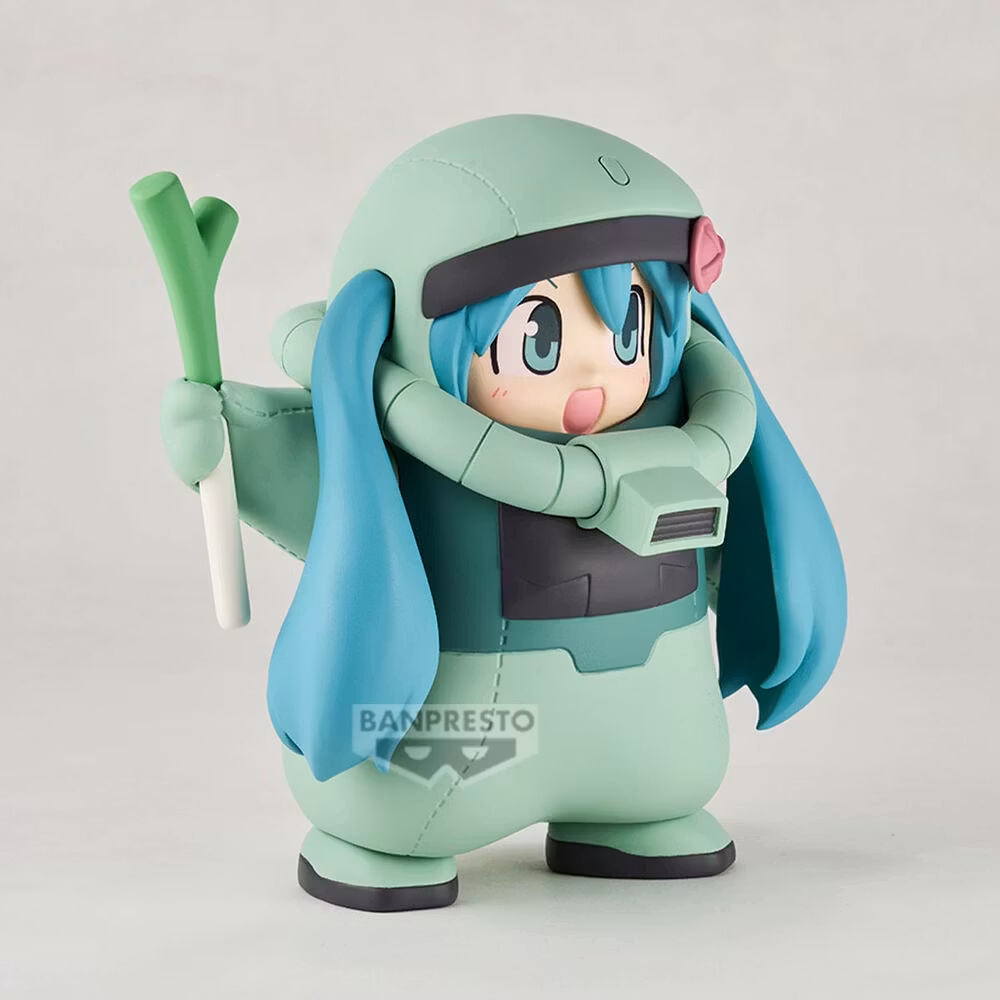 Mobile Suit Gundam 45th Anniversary Hatsune Miku (Zaku Costume Ver.) Figure