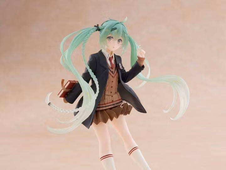 Vocaloid Hatsune Miku (Fashion Preppy Ver.) Figure