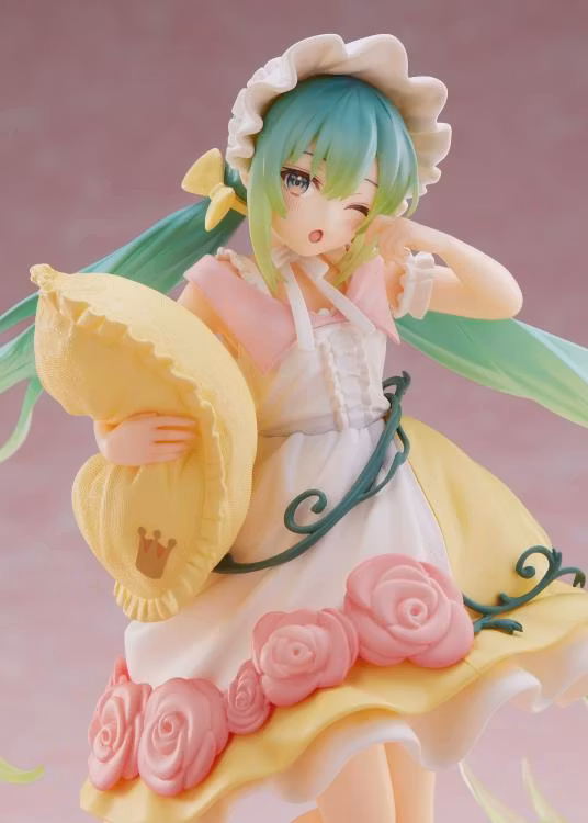 Vocaloid Hatsune Miku (Sleeping Beauty) Wonderland Figure (Rerelease)