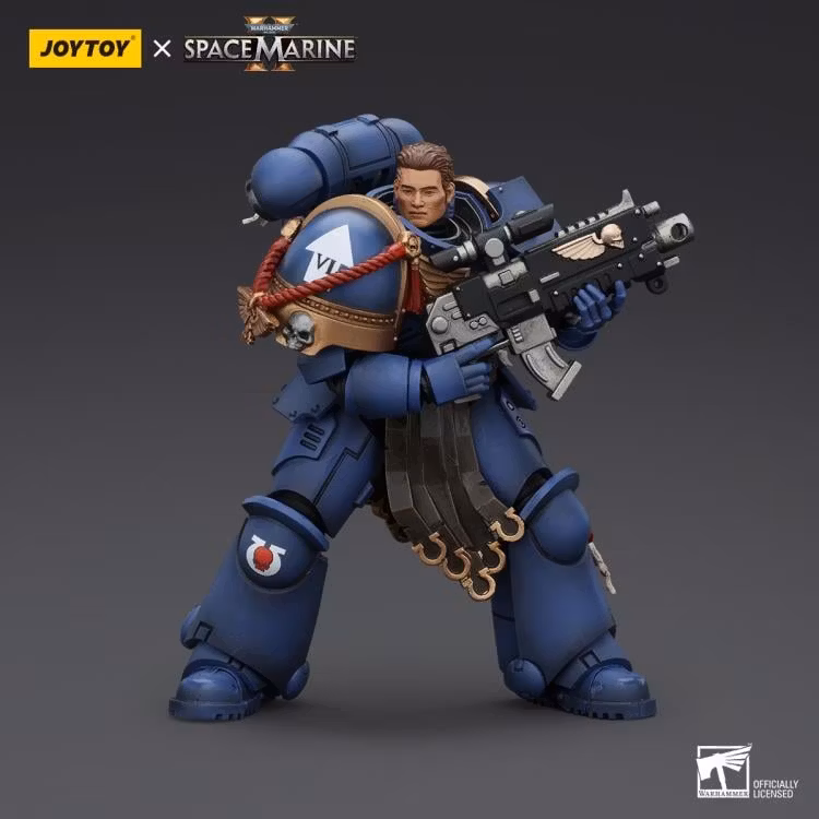 Warhammer 40,000: Space Marine 2 Ultramarines Sergeant Gadriel 1/18 Scale Action Figure