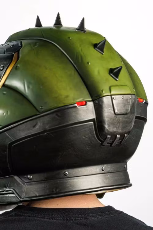 Doom: The Dark Ages Doom Slayer 1/1 Scale Wearable Helmet Bundle
