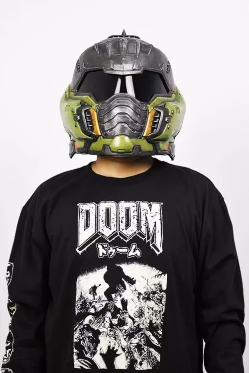 Doom: The Dark Ages Doom Slayer 1/1 Scale Wearable Helmet Bundle