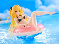 To Love-Ru Darkness Aqua Float Girls Golden Darkness Figure