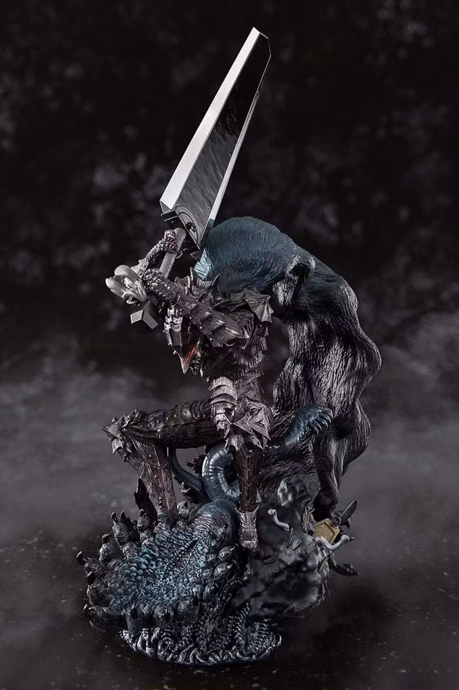 Berserk Figuarts ZERO Metallic Touch Guts (Berserker Armor)