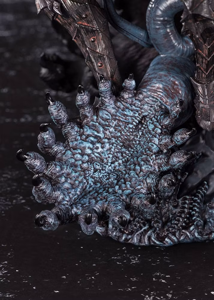 Berserk Figuarts ZERO Metallic Touch Guts (Berserker Armor)