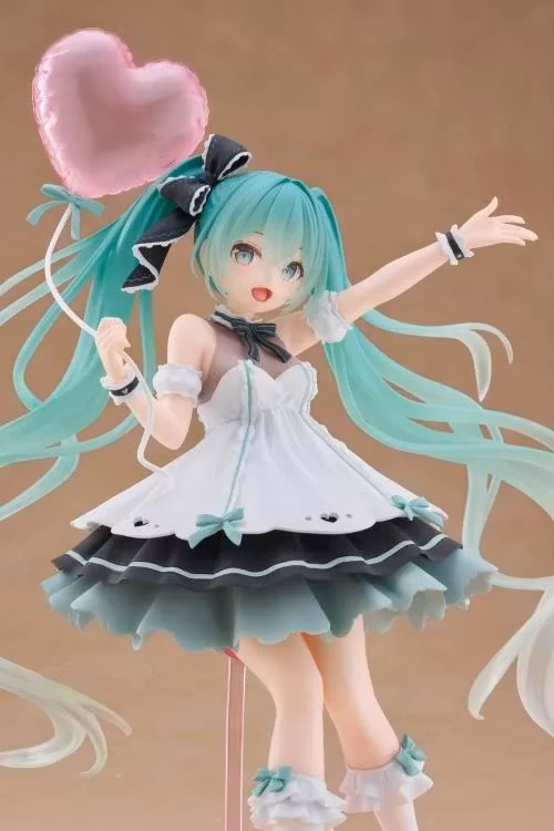 Vocaloid AMP+ Hatsune Miku (Birthday Party 2025 Ver.) Figure
