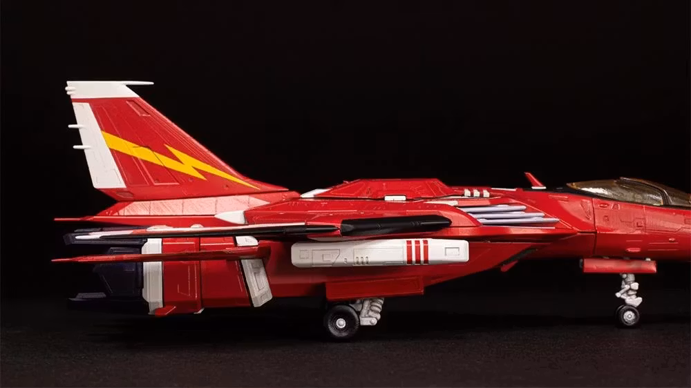 Raiden V: Director's Cut FT-00004A Azuma 1/100 Scale Model Kit (2nd Rerelease)