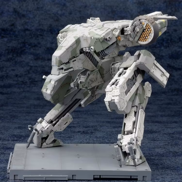 Metal Gear Solid 4: Guns of the Patriots Metal Gear Rex 1/100 Scale Model Kit (Rerelease)