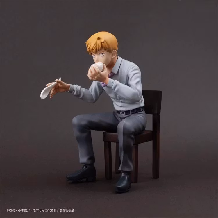 Mob Psycho 100 x Bunbougu Cafe 2022 Arataka Reigen Figure