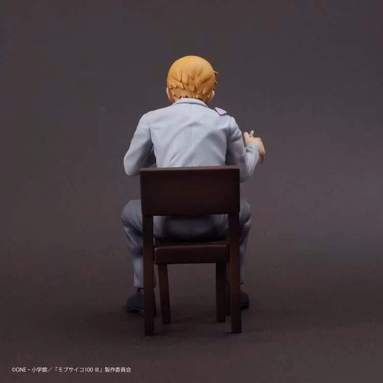 Mob Psycho 100 x Bunbougu Cafe 2022 Arataka Reigen Figure