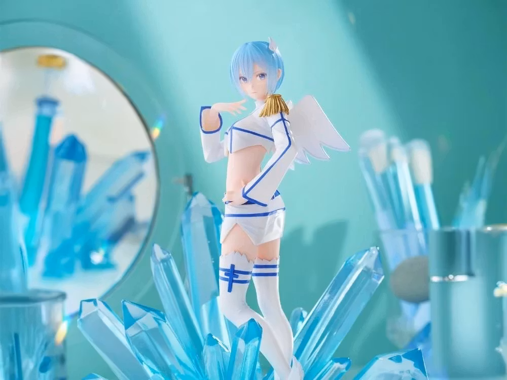 2.5 Dimensional Seduction Dressta Nokiel Figure