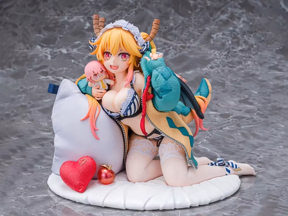 Miss Kobayashi's Dragon Maid Tohru (Dragon Hoodie Ver.) 1/7 Scale Figure