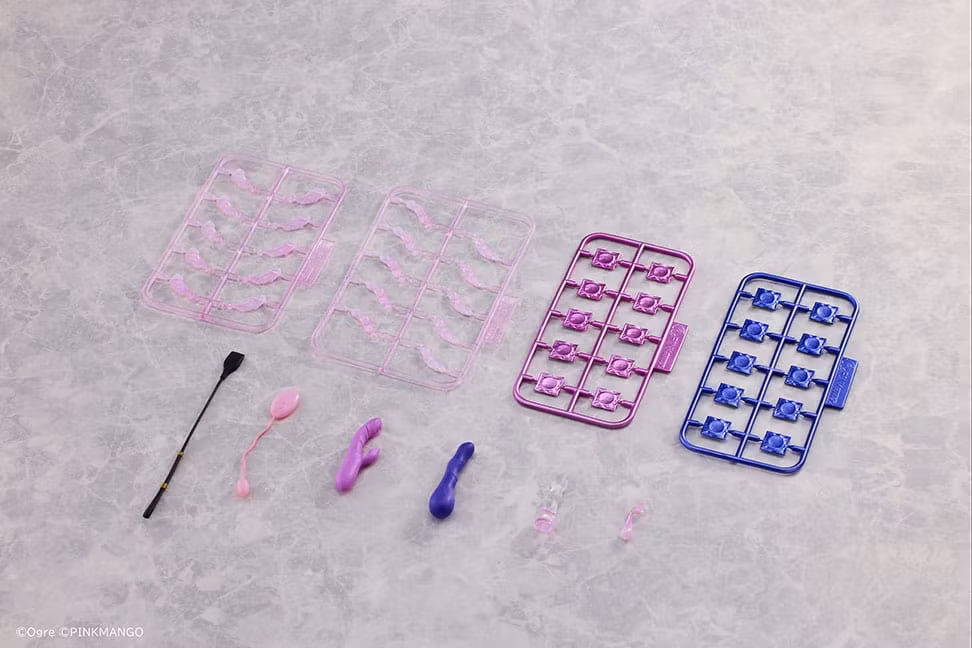 (18+) Succubus Homestay Shiori Sakuma (Christmas Costume Special Ver.) 1/6 Scale Figure