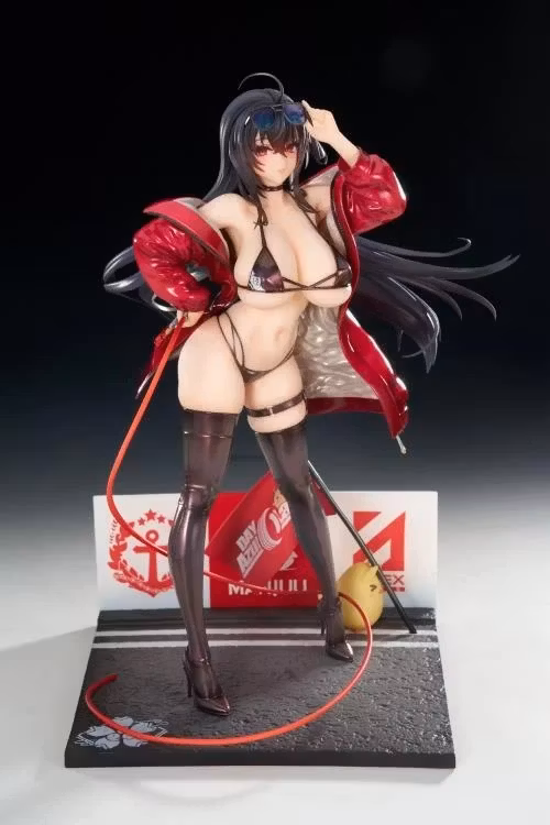 Azur Lane Taihou (Enraptured Companion Ver.) 1/7 Scale Figure