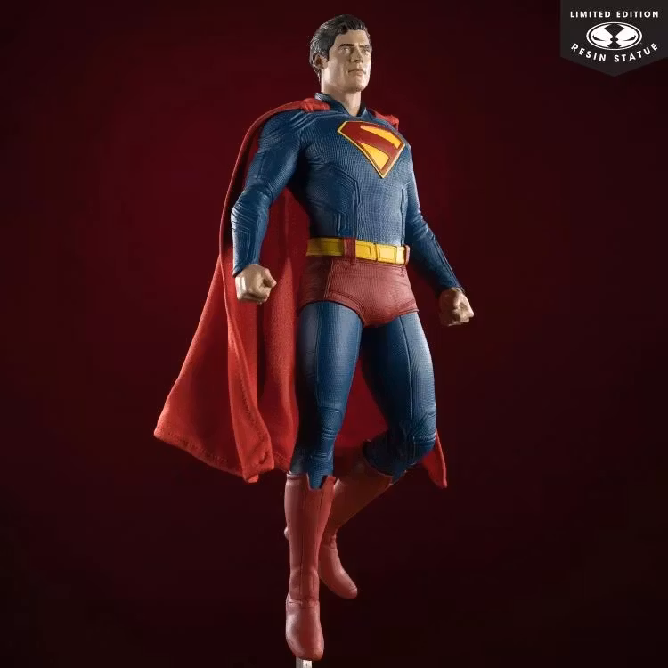 Superman (2025) Superman 1/6 Scale Limited Edition Statue