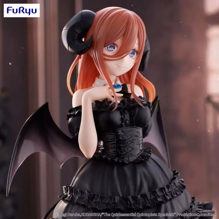 The Quintessential Quintuplets BiCute Dark Miku Nakano Figure