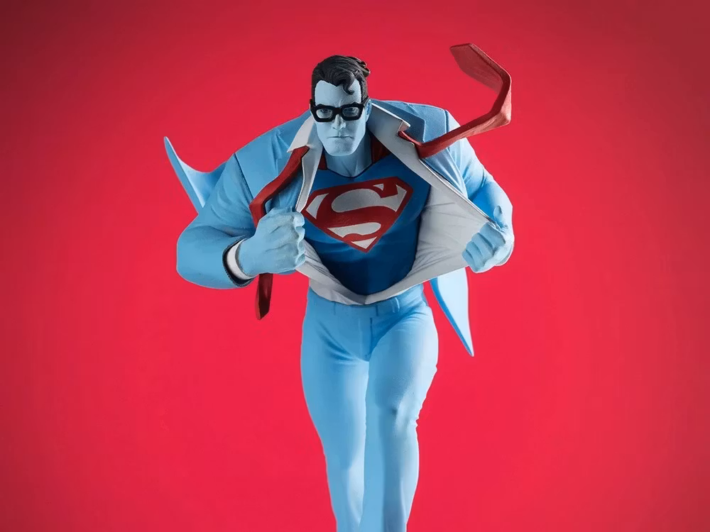 DC Comics Superman Red and Blue 1/10 Scale Limited Edition Statue (Clayton Henry)