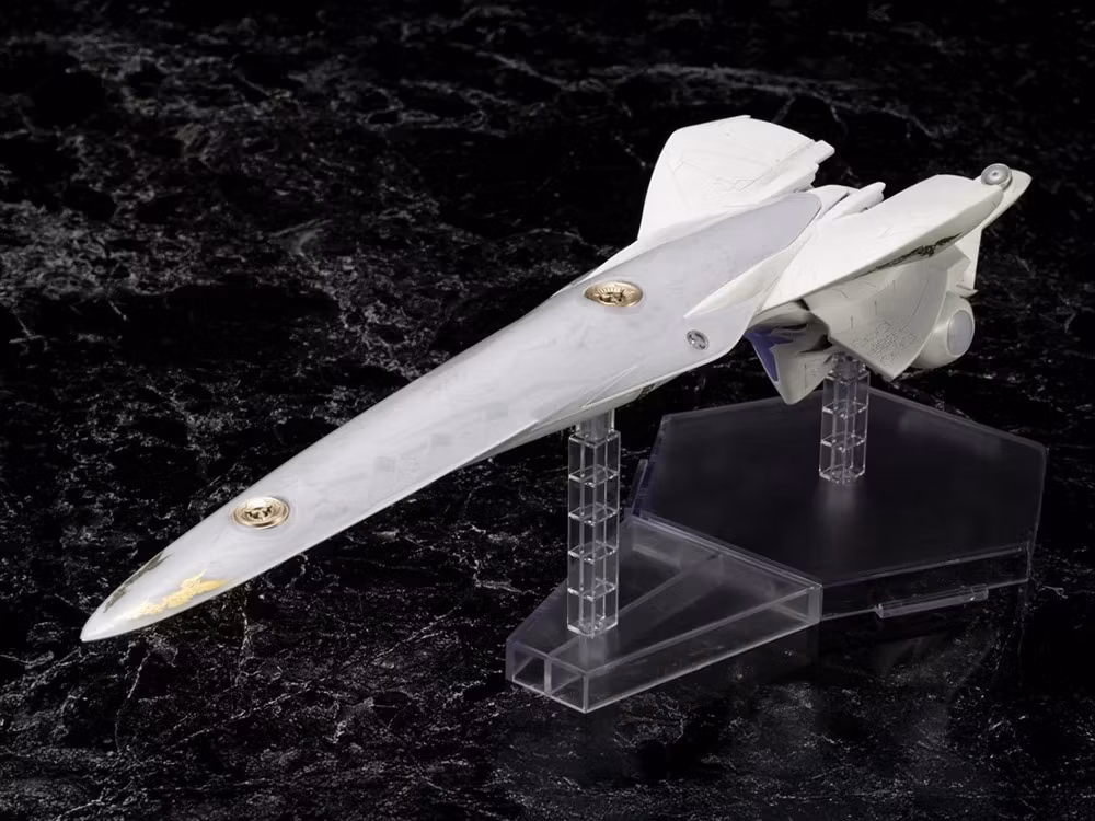 Legend of the Galactic Heroes: Die Neue These Galactic Empire Forces Battleship Brynhildr 1/3000 Scale Model Kit