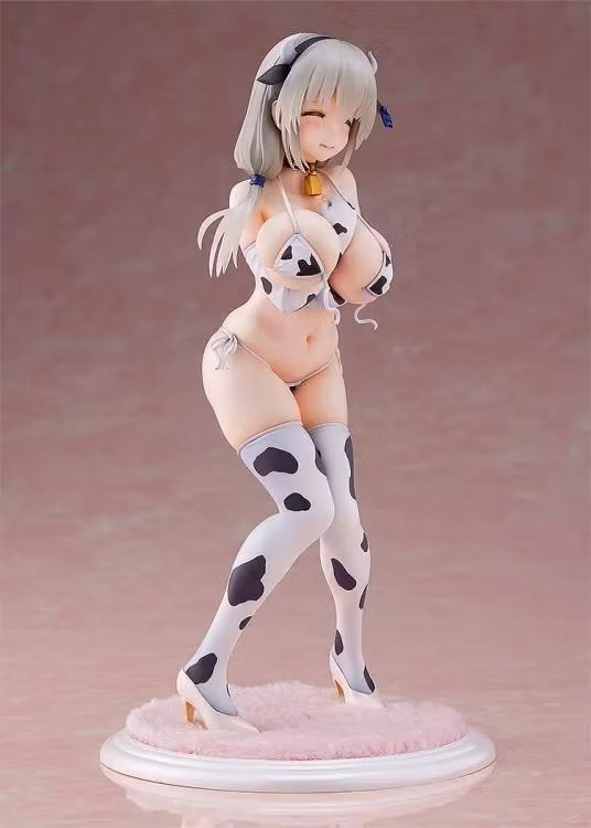 Uzaki-Chan Wants to Hang Out Tsuki Uzaki (Cow Pattern Bikini Ver.) 1/7 Scale Figure