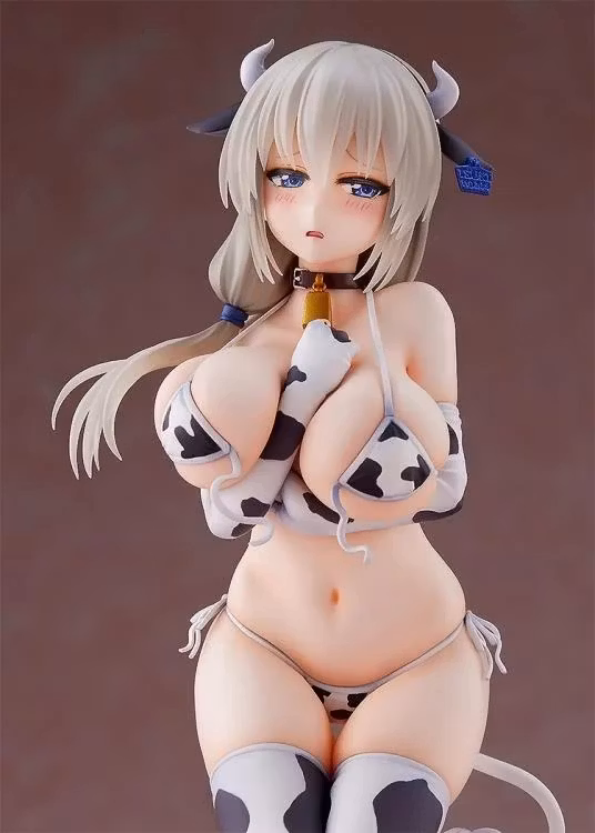 Uzaki-Chan Wants to Hang Out Tsuki Uzaki (Cow Pattern Bikini Ver.) 1/7 Scale Figure