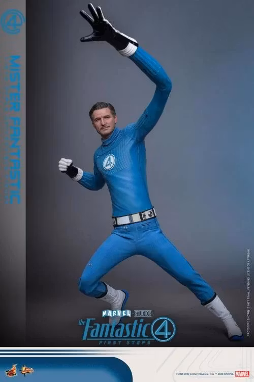 The Fantastic Four: First Steps MMS Mister Fantastic and H.E.R.B.I.E. 1/6th Scale Collectible Figure Set