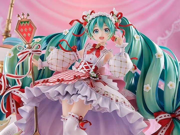 Vocaloid Hatsune Miku Strawberry Motif (15th Anniversary Ver.) 1/7 Scale Figure (Rerelease)