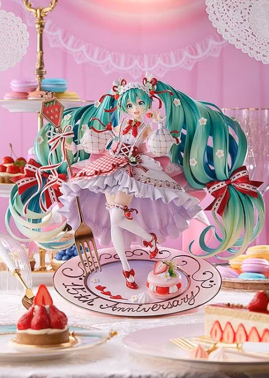 Vocaloid Hatsune Miku Strawberry Motif (15th Anniversary Ver.) 1/7 Scale Figure (Rerelease)