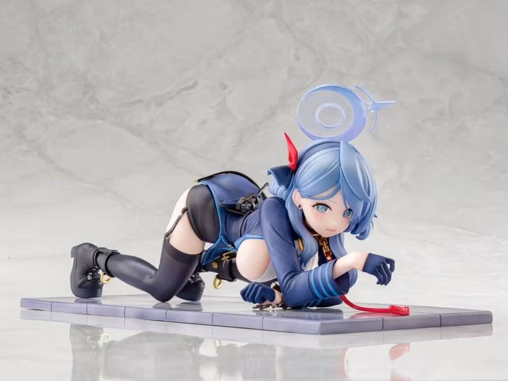 Blue Archive Ako (Memorial Lobby Ver.) 1/7 Scale Figure