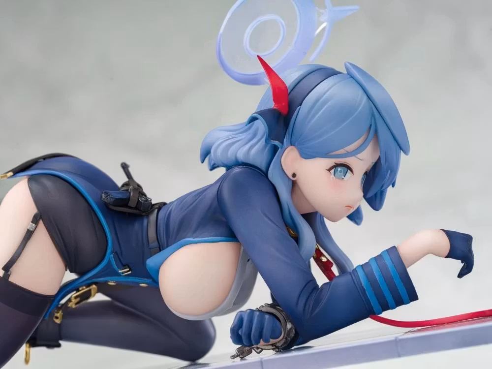 Blue Archive Ako (Memorial Lobby Ver.) 1/7 Scale Figure