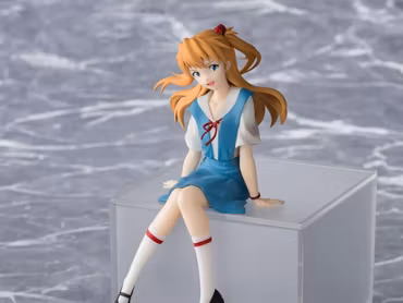 Rebuild of Evangelion Asuka Shikinami Langley Premium Perching Figure