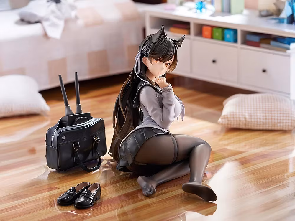 Azur Lane Atago (School Traumerei Ver.) Figure
