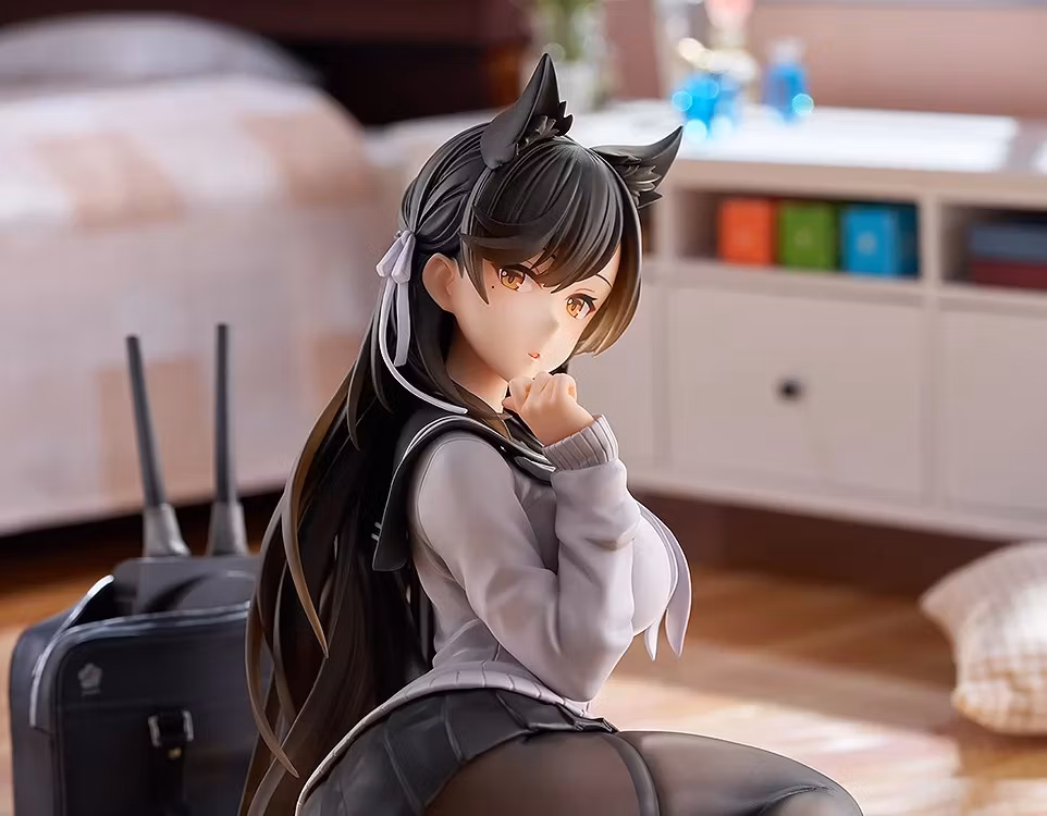 Azur Lane Atago (School Traumerei Ver.) Figure