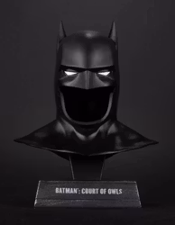 Batman: The Court of Owls Batman Cowl 1/3 Scale Replica