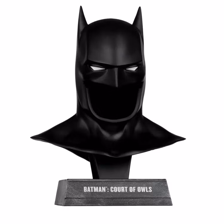Batman: The Court of Owls Batman Cowl 1/3 Scale Replica