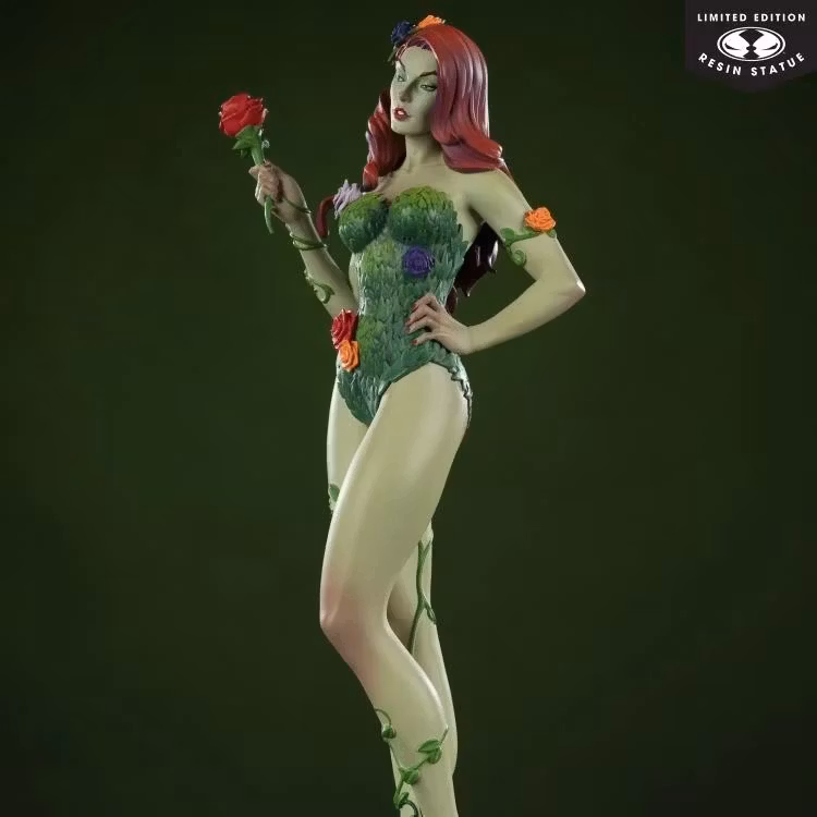 DC Covers Girls Poison Ivy 1/8 Scale Limited Edition Statue (J. Scott Campbell)