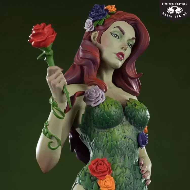 DC Covers Girls Poison Ivy 1/8 Scale Limited Edition Statue (J. Scott Campbell)