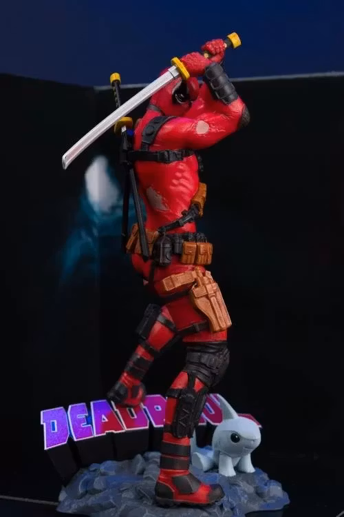 Marvel Comics Deadpool (Deadpool #1) 1/10 Scale Figure