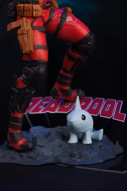 Marvel Comics Deadpool (Deadpool #1) 1/10 Scale Figure