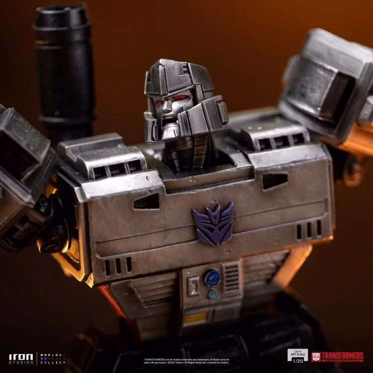 Transformers Megatron 1/20 Demi Art Scale Statue