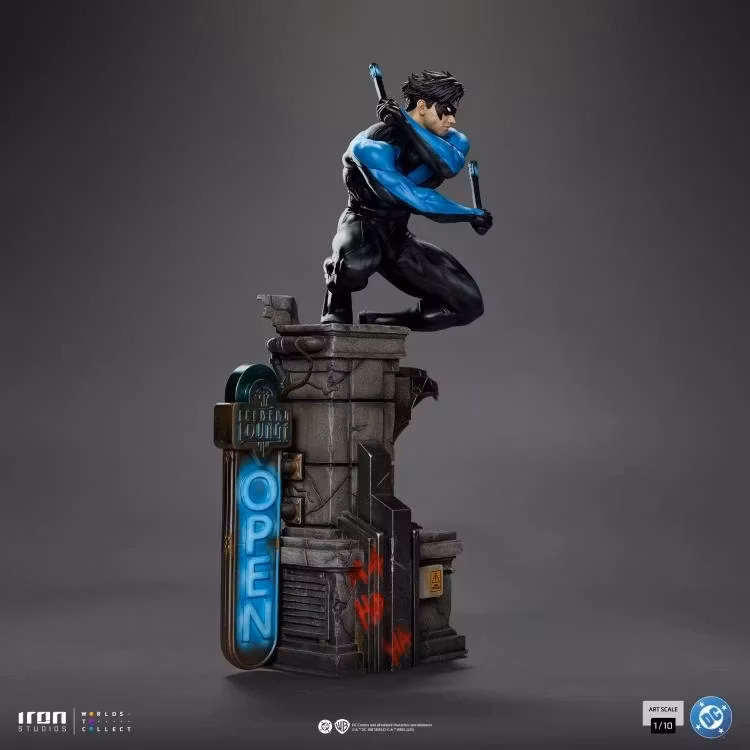 DC Comics Nightwing 1/10 Art Scale Statue