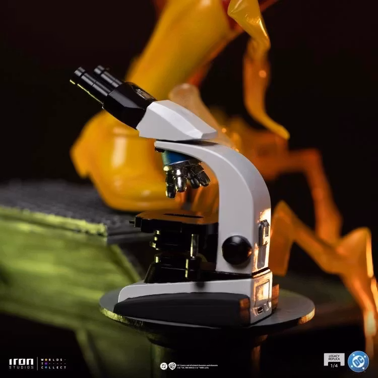 DC Comics Series 9 Legacy Replica The Flash 1/4 Scale Statue