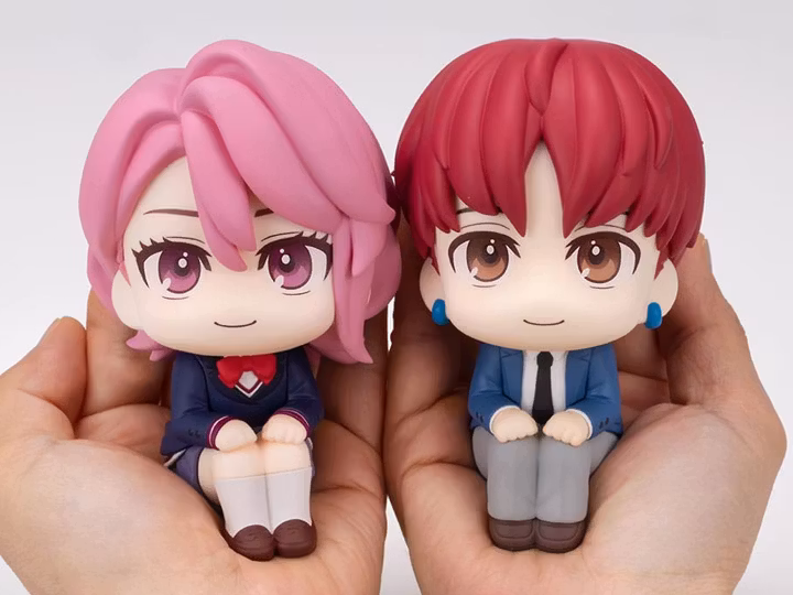 Dandadan Look Up Series Aira & Jiji (with gift)