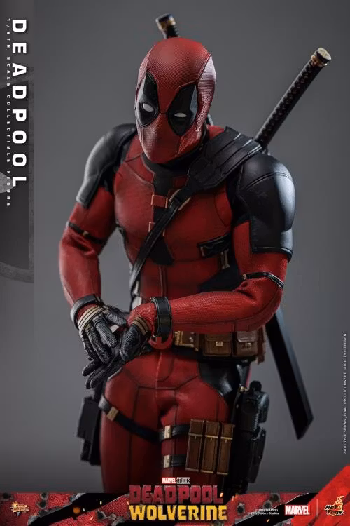 Deadpool & Wolverine MMS746 Deadpool 1/6th Scale Collectible Figure