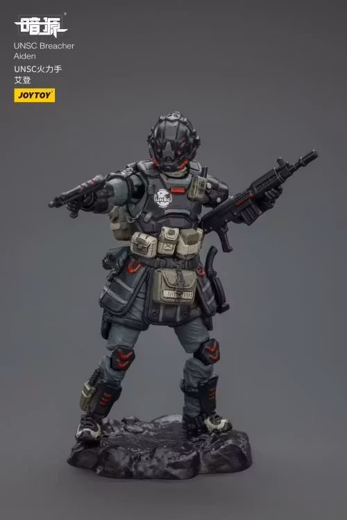 Dark Source UNSC Breacher Aiden 1/25 Scale Action Figure