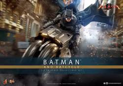 The Flash (2023) MMS705 Batman and Batcycle 1/6th Scale Collectible Figure Set