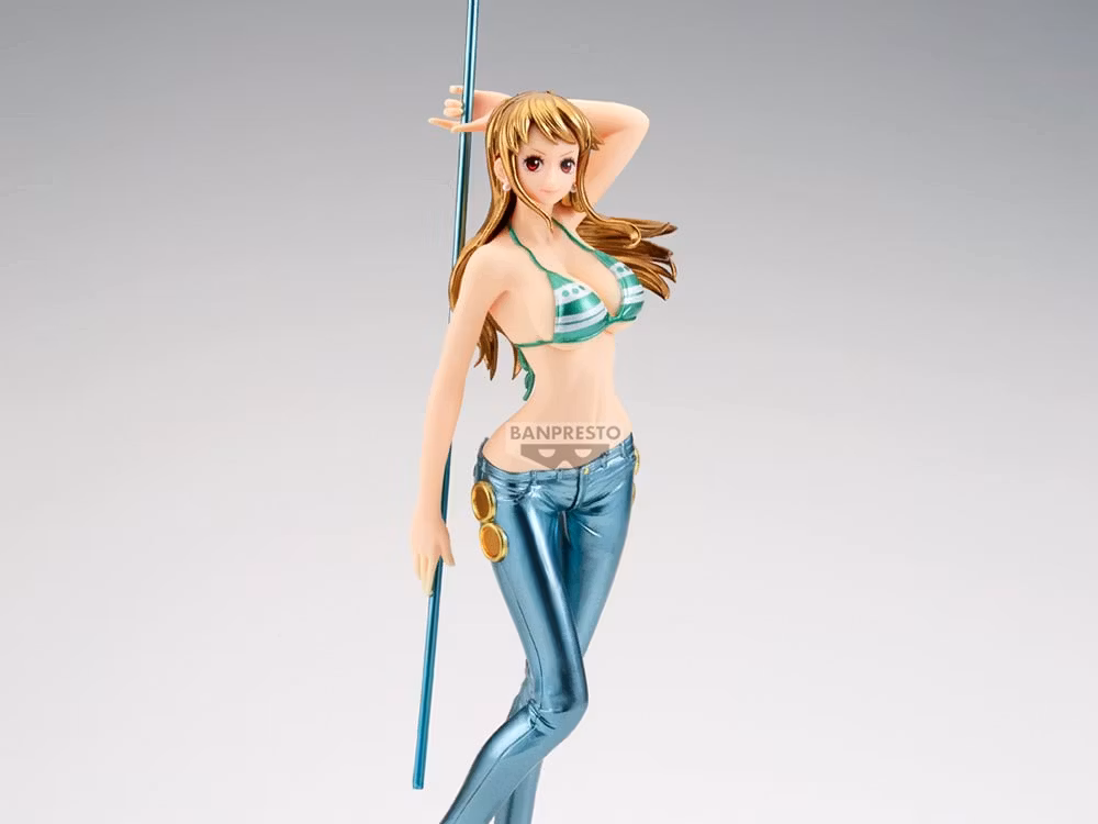 One Piece Glitter & Glamours Nami (Special Color Ver. B) Figure