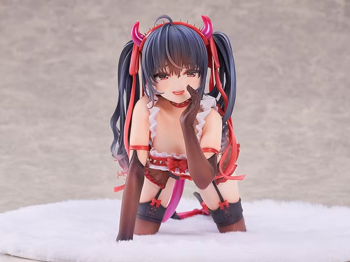 (18+) Succubus Homestay Shizuku 1/5 Scale Figure