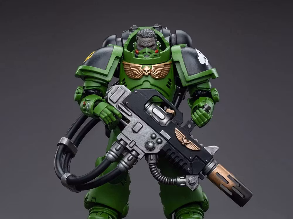Warhammer 40K Salamanders Eradicators Brother T'Kren 1/18 Scale Action Figure