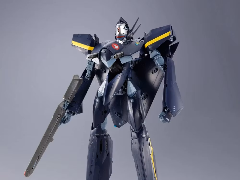 Macross 7 DX Chogokin VF-17S Nightmare Stealth Valkyrie (Gamlin Kizaki) Action Figure