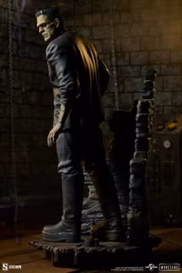 Universal Monsters Premium Format Mixed Media Frankenstein's Monster (Fully Sculpted Ver.) Statue